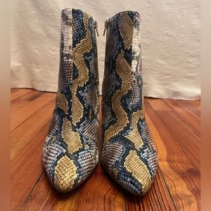 Women’s Express brand imitation snakeskin boots